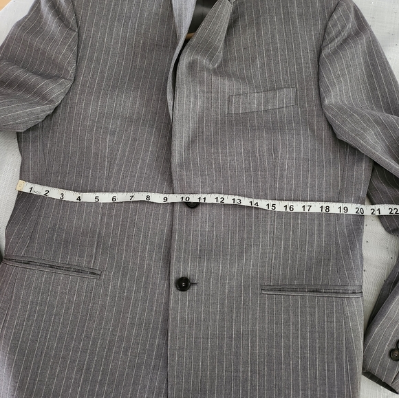 Burberry Blazer - Picture 15 of 16